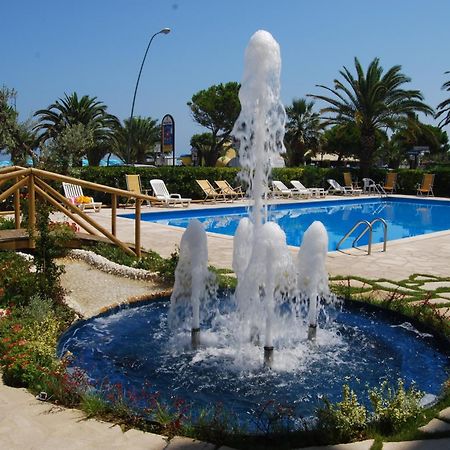 Hotel Costa Verde 토르토레토 외부 사진