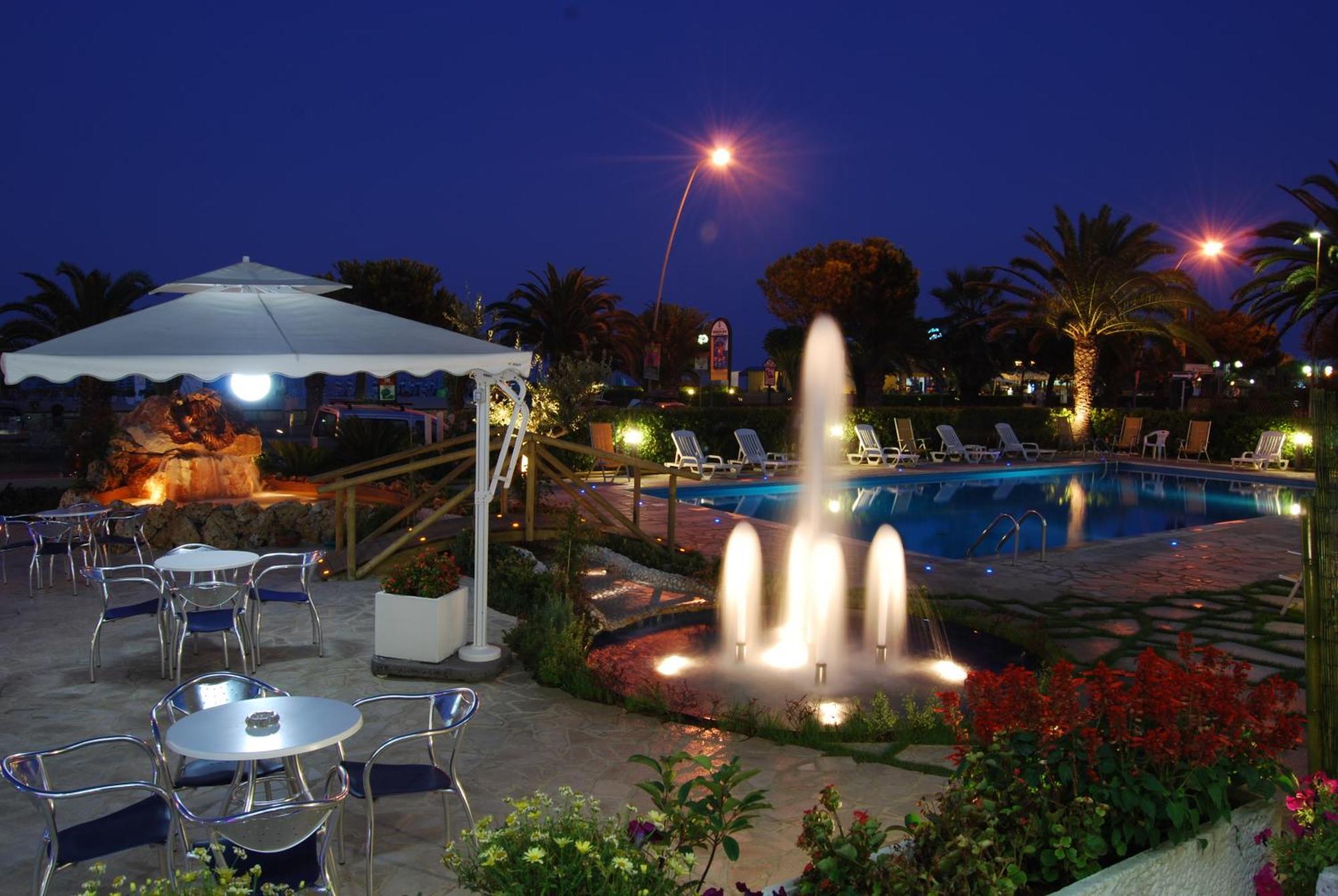 Hotel Costa Verde 토르토레토 외부 사진