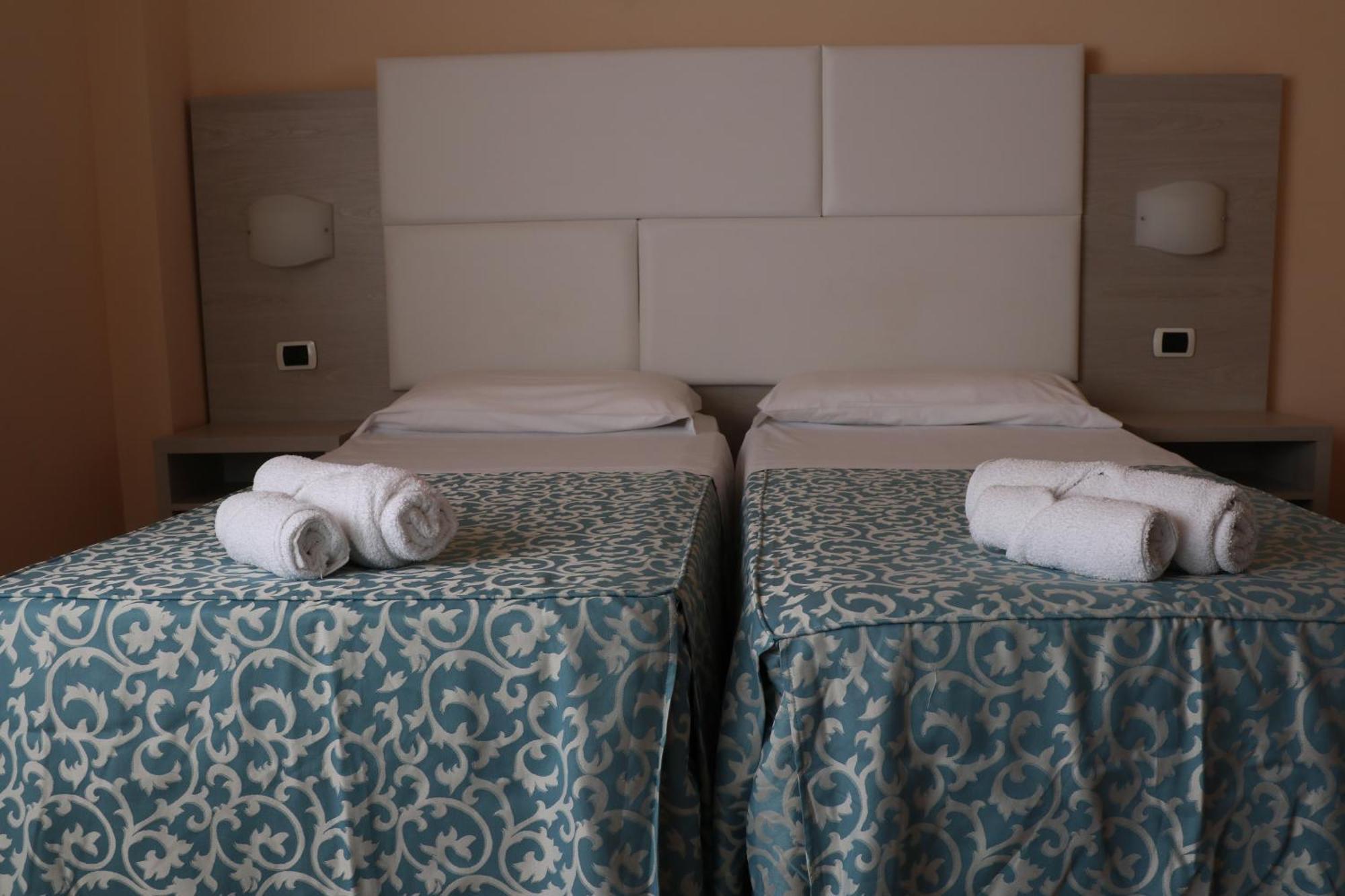 Hotel Costa Verde 토르토레토 외부 사진